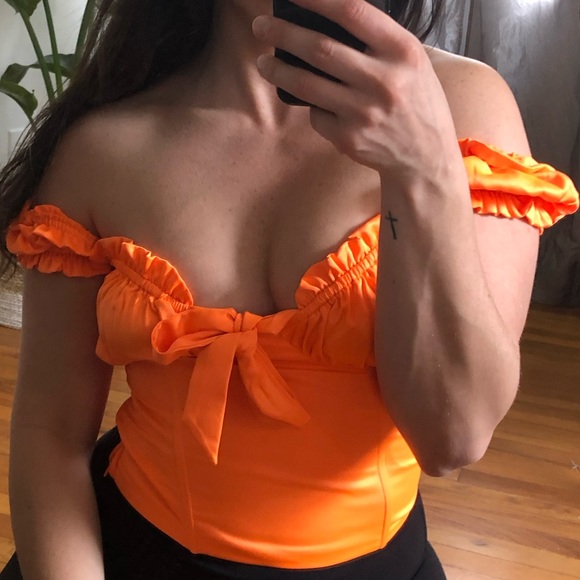 I.AM.GIA Naomi Top Neon - Picture 4 of 7